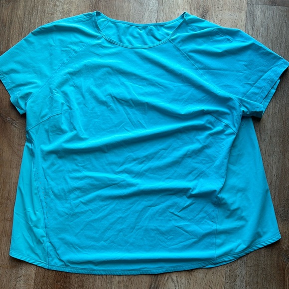 lululemon athletica Tops - Lululemon Fast and Free Top